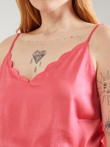 ONLY Carmakoma - Top 'CARDEBBIE' en rosa