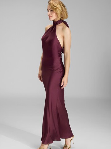 raudona SWING Vakarinė suknelė