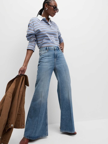 Marks & Spencer Flared Jeans in Blue