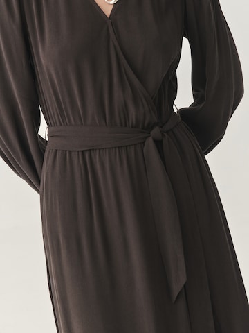 Robe TATUUM en marron