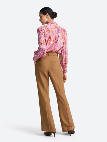 Regular Pantaloni cu dungă de la Rich & Royal pe maro