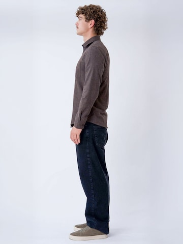 TEESHOPPEN - Ajuste regular Camisa ' Flannel ' en marrón: lado