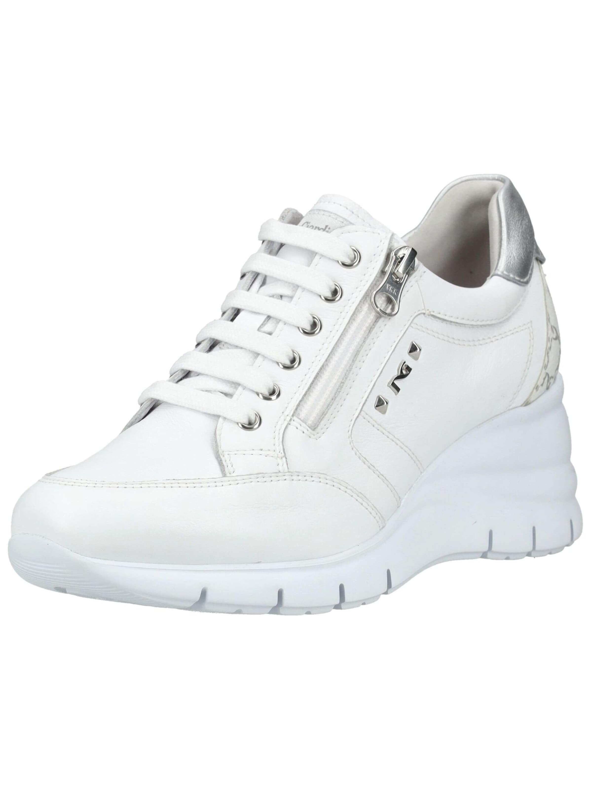 Baskets basses Nero Giardini en blanc : devant