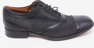 MOMA Flats & Loafers in 41 in Grey: front