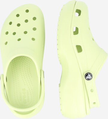 Crocs Pantofle 'Classic' – zelená