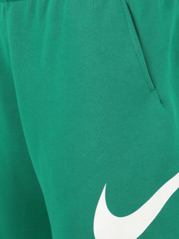 Nike Sportswear Štandardný strih Nohavice 'CLUB' - Zelená