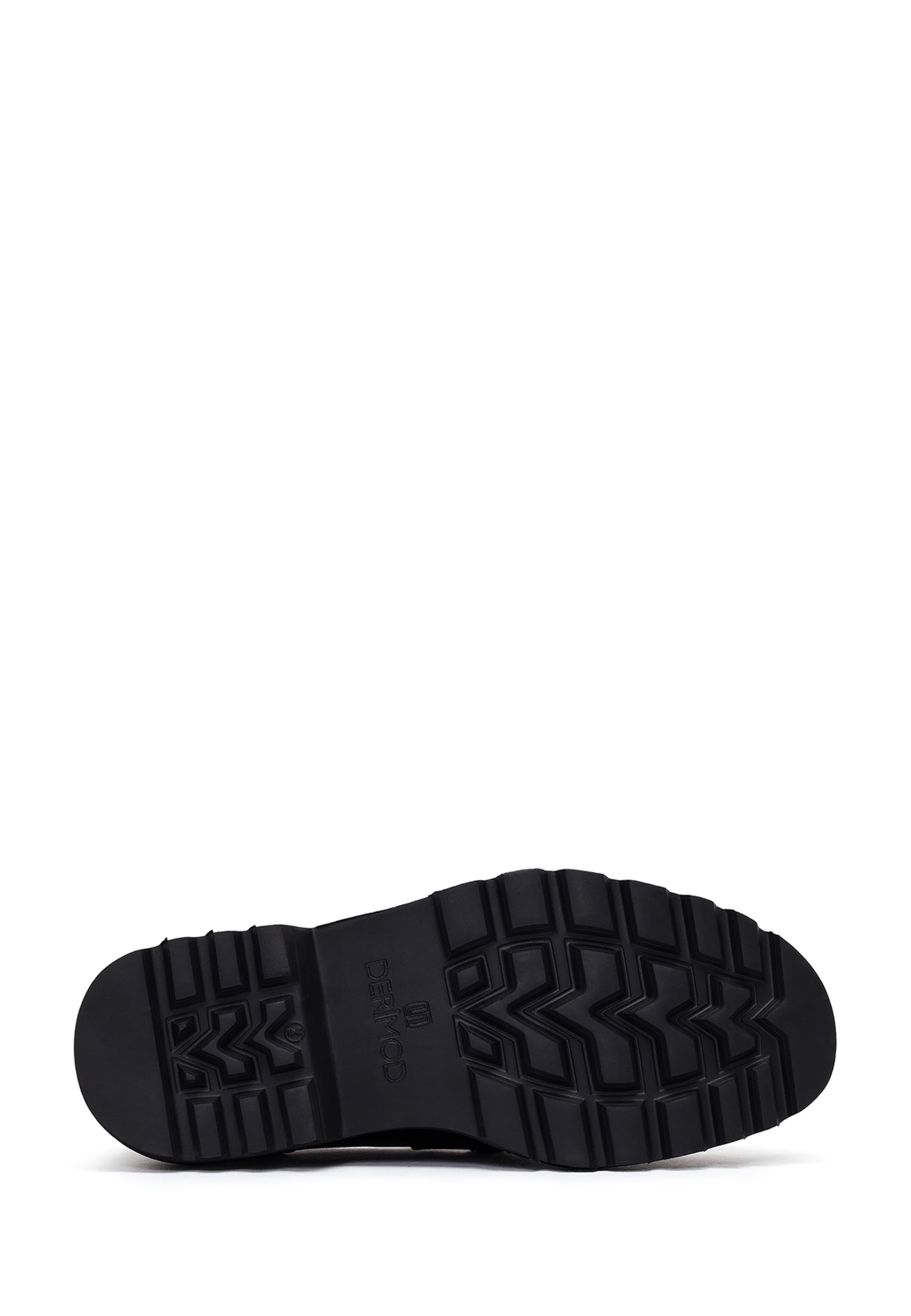 Derimod Classic Flats in Black