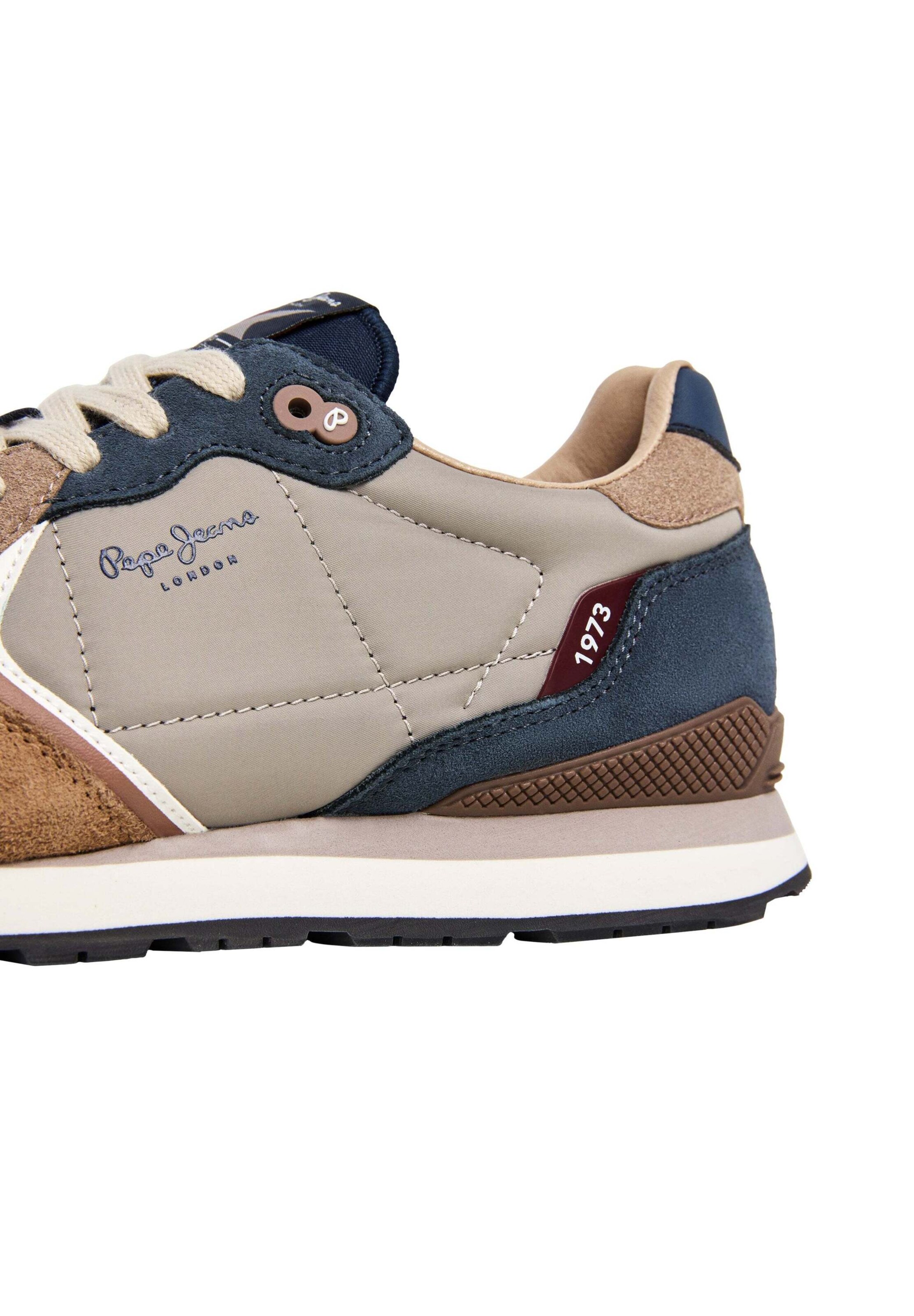 Pepe Jeans Platform trainers 'Brit Boost' in Brown