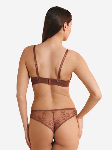 Reggiseno 'Amazone' di ETAM in marrone