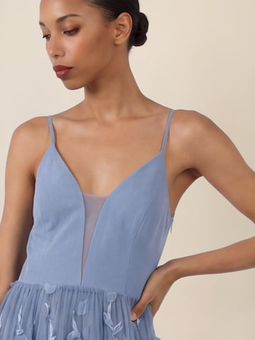 APART Abendkleid in Blau