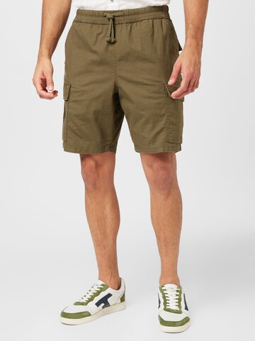 LEVI'S ® Regular Cargobroek 'Surplus Cargo Short' in Groen: voorkant