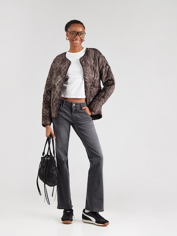 Bootcut Jean 'Bella' Mavi en gris
