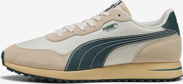 Chaussure de sport 'Helsinki' PUMA en blanc : devant