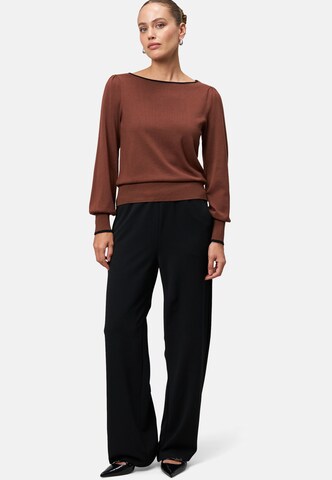 Pullover di zero in marrone