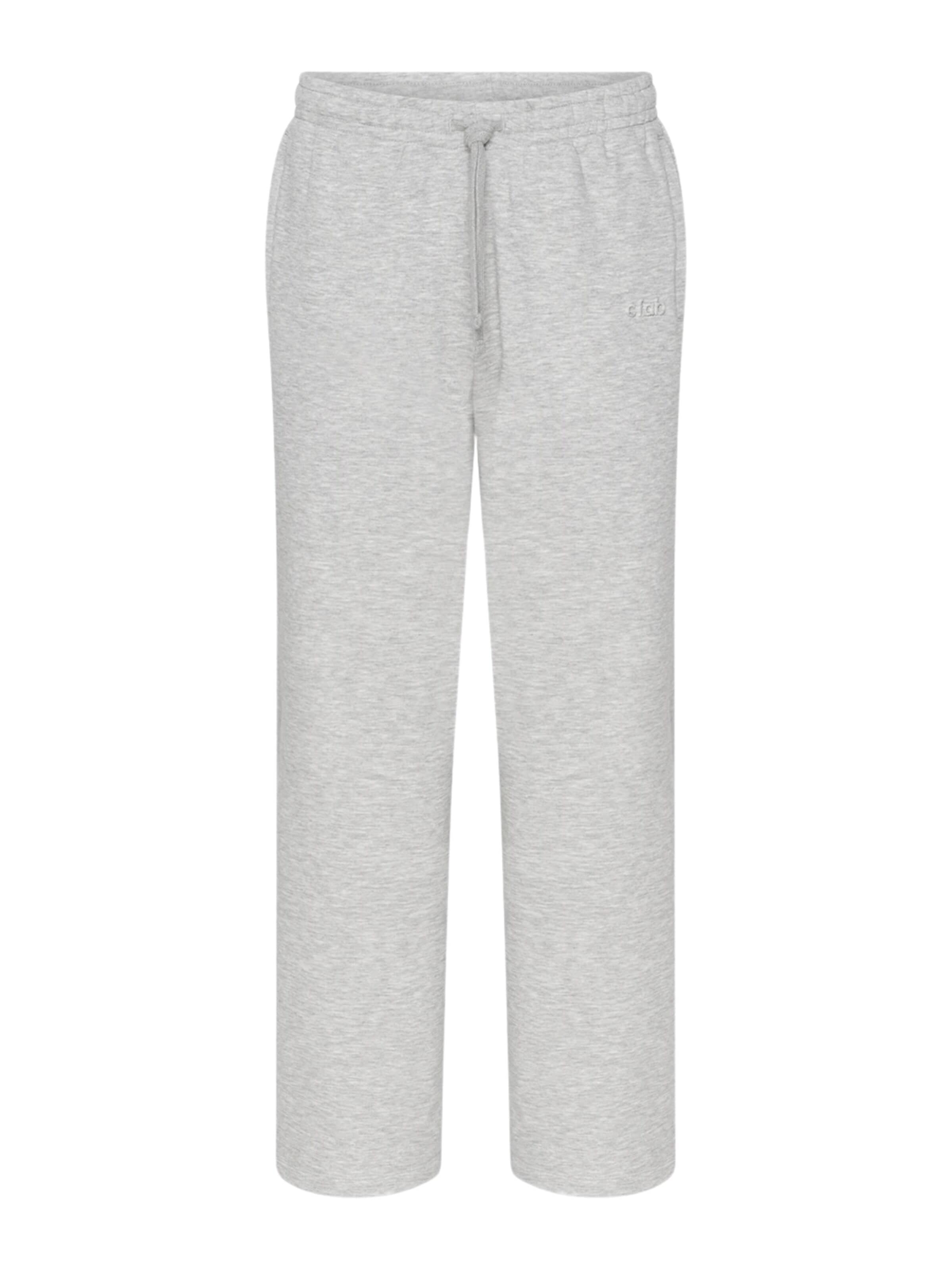 Regular Pantalon 'Relaxed Straight' cfab (formerly creamy fabrics) en gris : devant