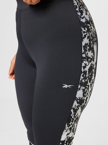 Skinny Pantalon de sport 'Modern Safari' Reebok en noir