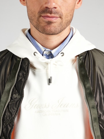 GUESS JEANS Sweatshirt i vit