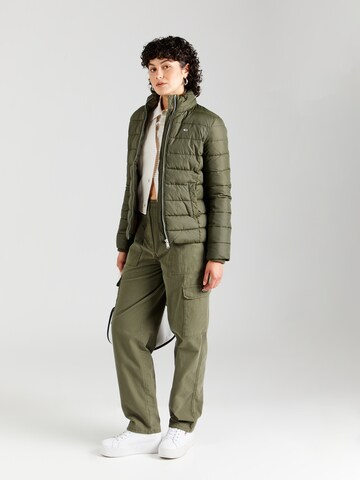 Tommy Jeans - Casaco meia-estação em verde