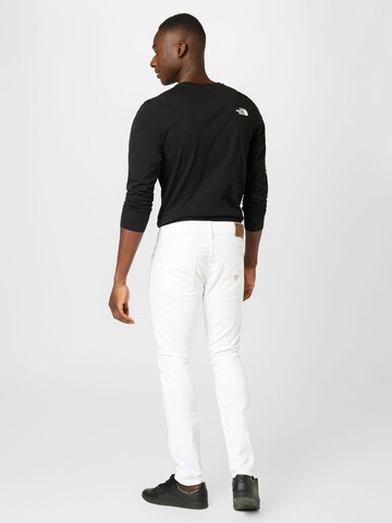 GUESS Slim fit Jeans 'CHRIS' in White