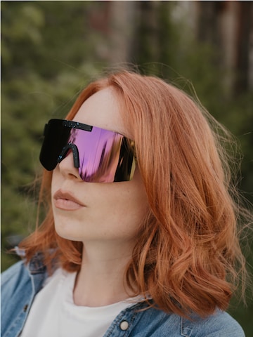 VEYREY Sunglasses in Black