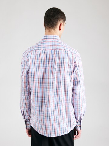 Coupe regular Chemise FYNCH-HATTON en rouge