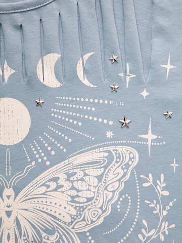 Shape Of You Shirt in Blue
