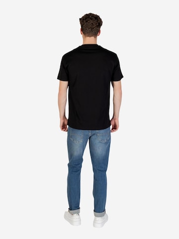 Maglietta 'XM001283 AF10361' di ARMANI EXCHANGE in nero