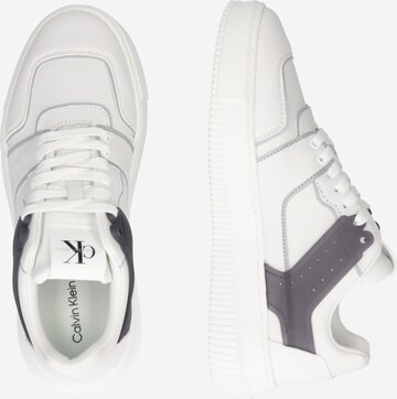 Calvin Klein Jeans - Zapatillas deportivas bajas en blanco