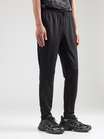 BJÖRN BORG Tapered Sportbroek 'ESSENTIAL' in Zwart: voorkant