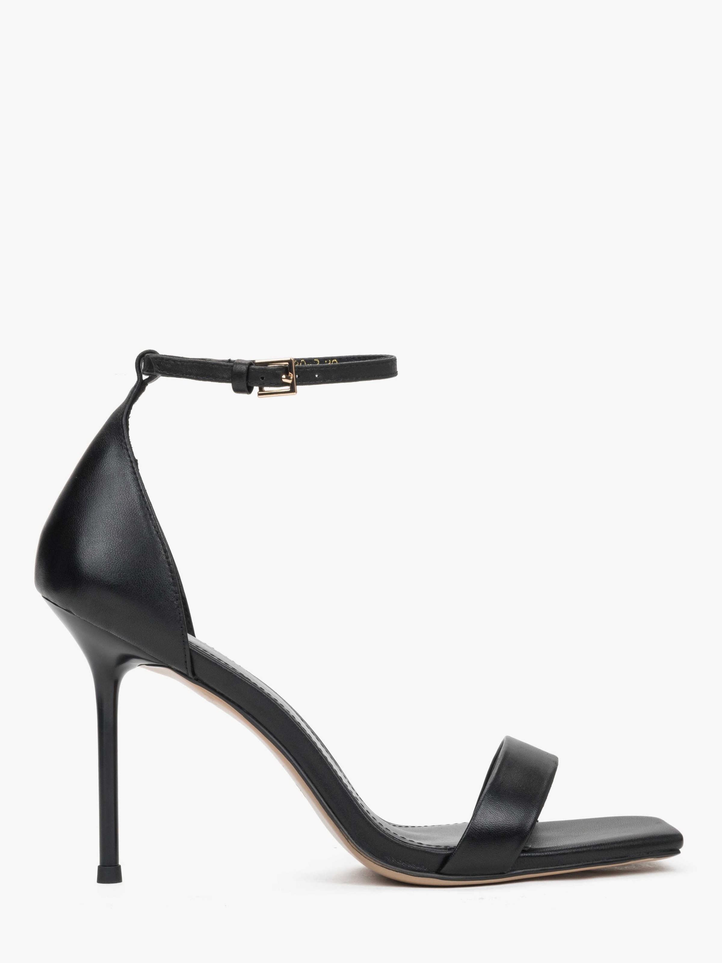 Estro - Sandalias '5138-30' en negro: frente