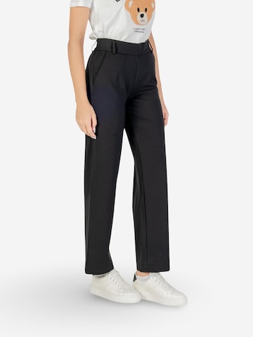 regular Pantaloni 'ONLPOPTRASH LIFE MW STRAIGHT PNT NOOS 15341829' di ONLY in nero