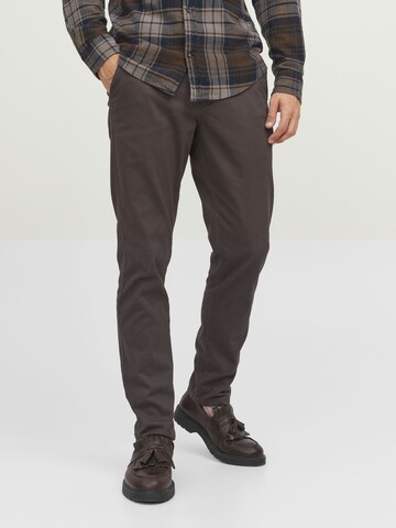 JACK & JONES regular Lærredsbukser 'Marco Dave' i brun: forside