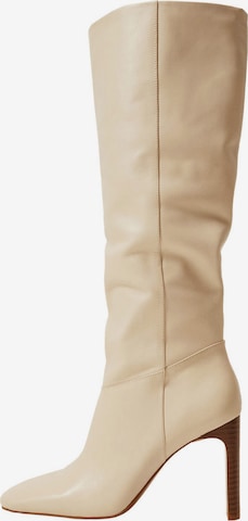 MANGO Boots 'Campo' in White: front