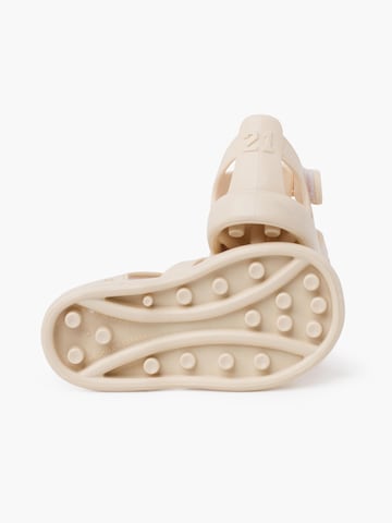 Claquettes / Tongs IGOR en beige