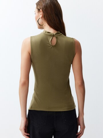 Trendyol Μπλούζα σε πράσινο