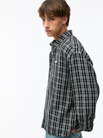 Pull&Bear Comfort fit Button Up Shirt in Black