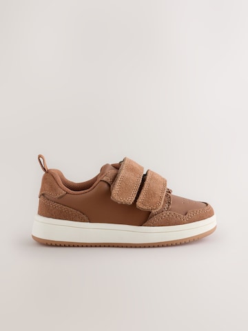 Sneaker di Next in marrone