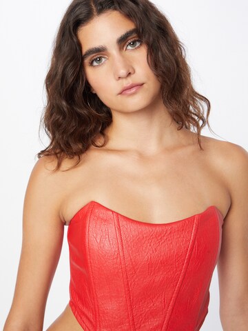Top di NLY by Nelly in rosso