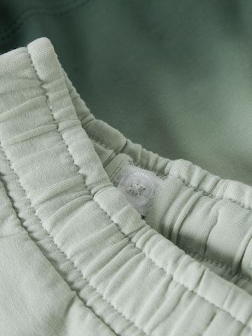 NAME IT - regular Pantalón 'NMMJERVO' en verde