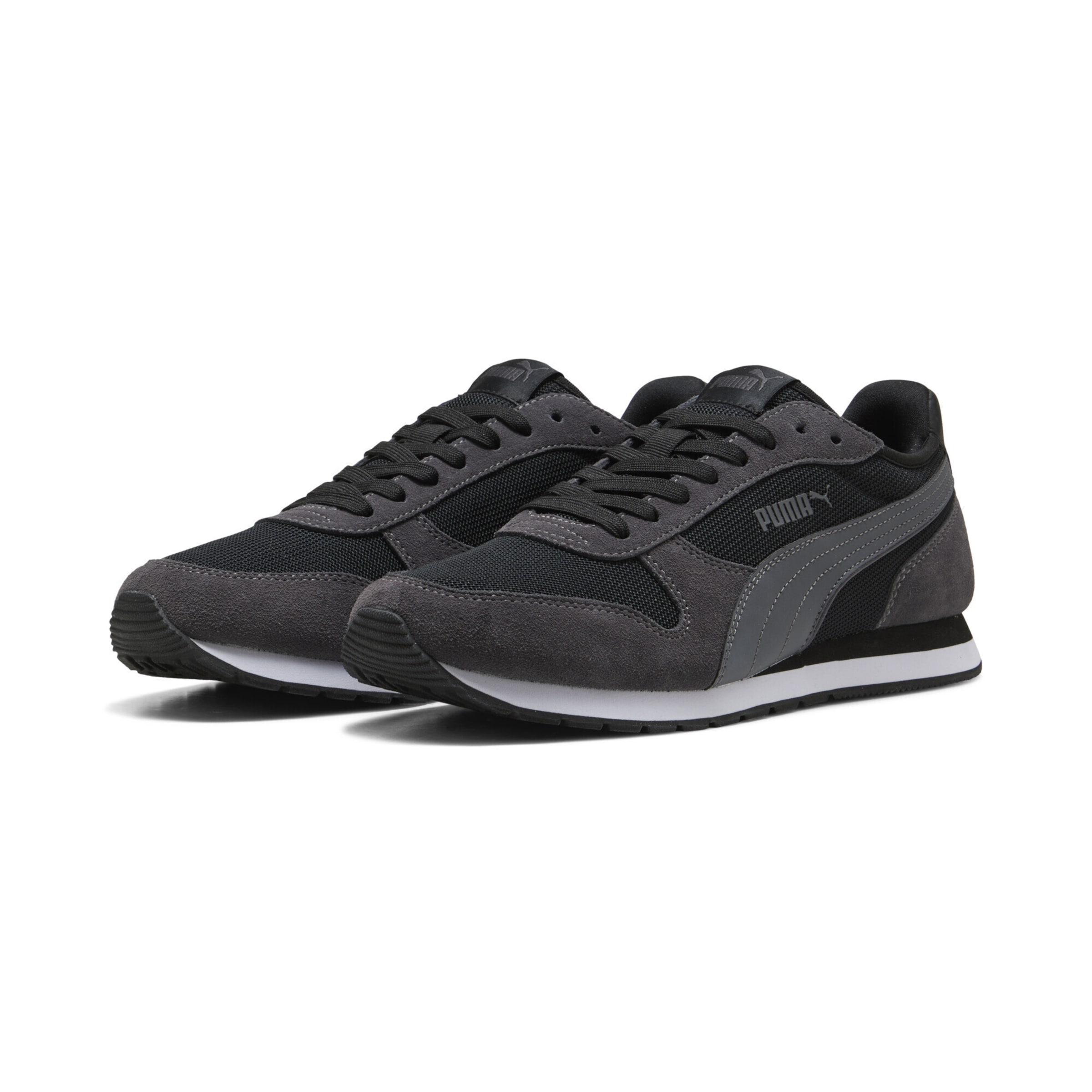 PUMA Platform trainers in Black