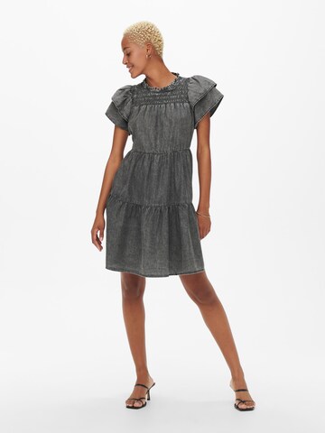 Robe 'Bea' ONLY en gris