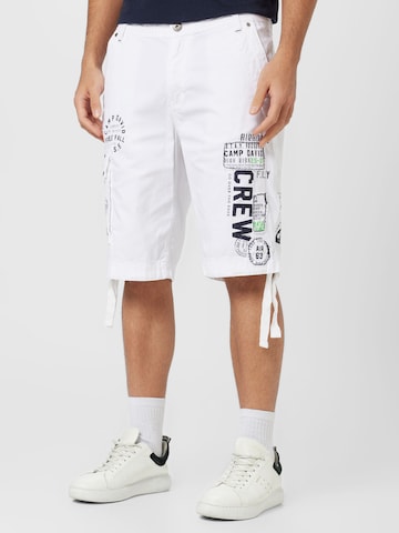 CAMP DAVID Cargo Pants in White: front