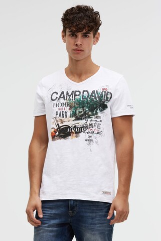 CAMP DAVID Shirt in White: front
