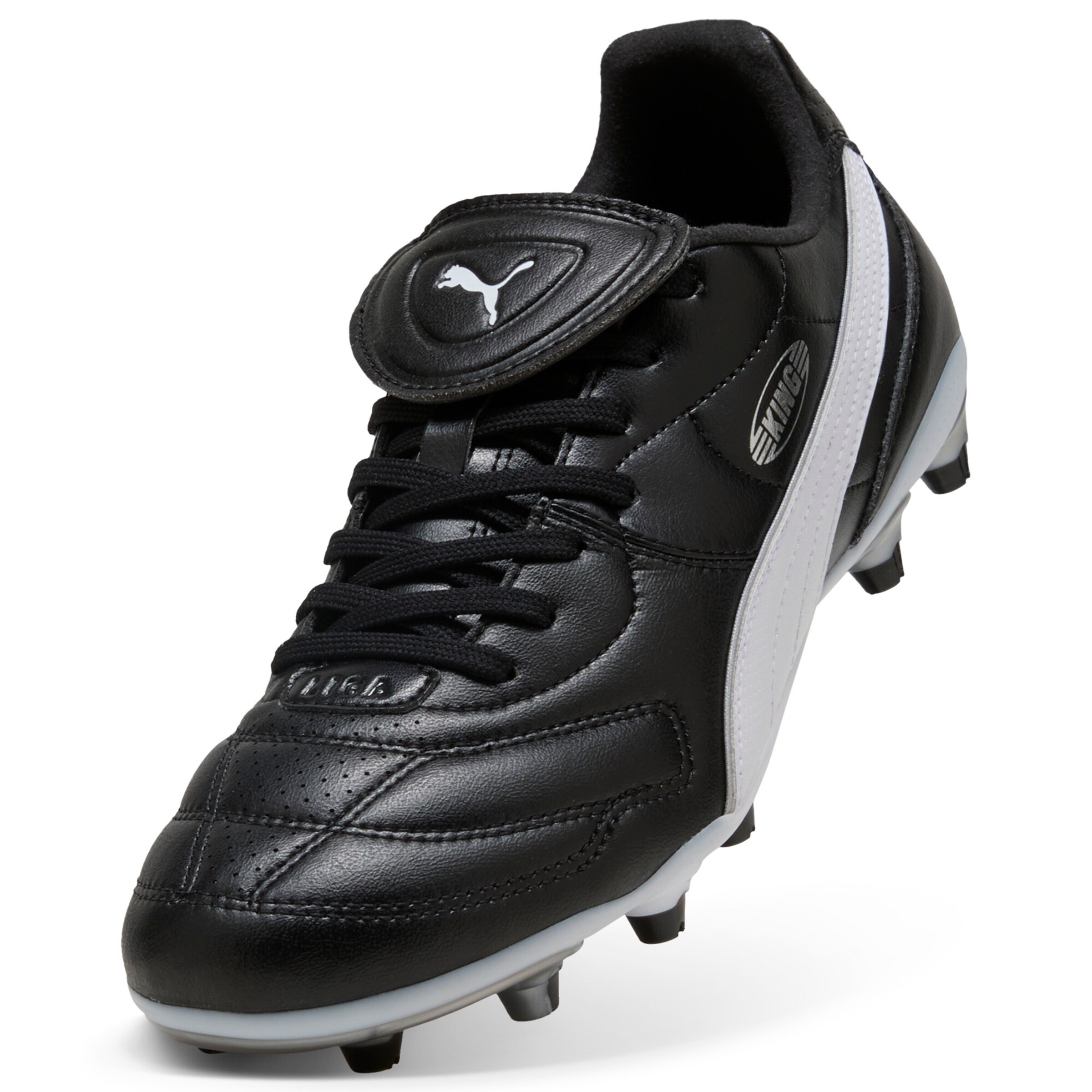 PUMA Fußballschuh in Schwarz