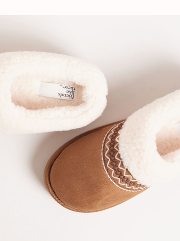 Friends Like ThesePapuče - smeđa boja