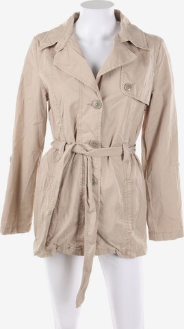 s.Oliver Jacket & Coat in XS in Beige: front