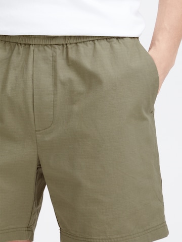 Regular Pantalon 'Israel' !Solid en vert