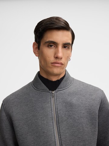 Veste de survêtement 'Jason' STRELLSON en gris