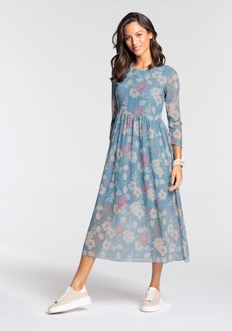 LAURA SCOTT Dress in Blue: front