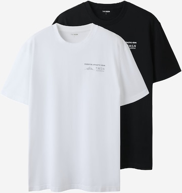 T-Shirt TWO SOON en noir : devant